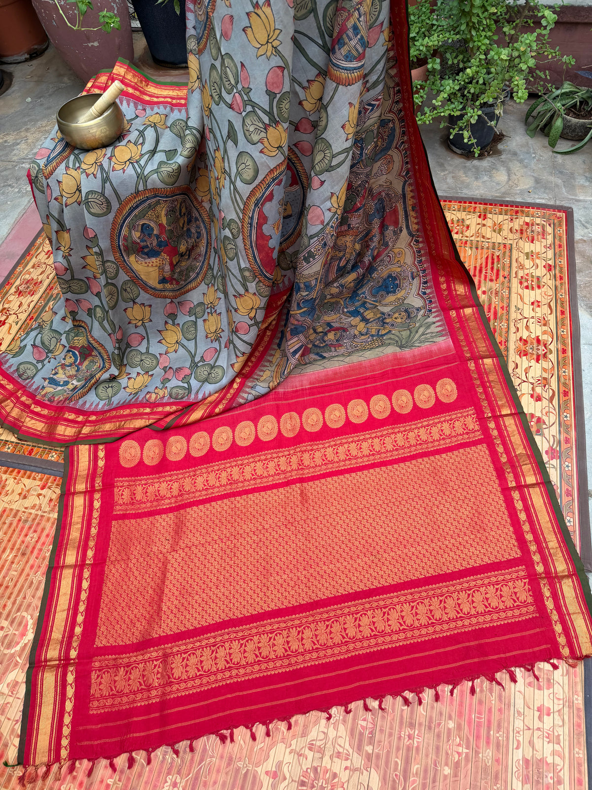 Pure Silk Handwoven Gadwal silk With Penkalamkari Saree