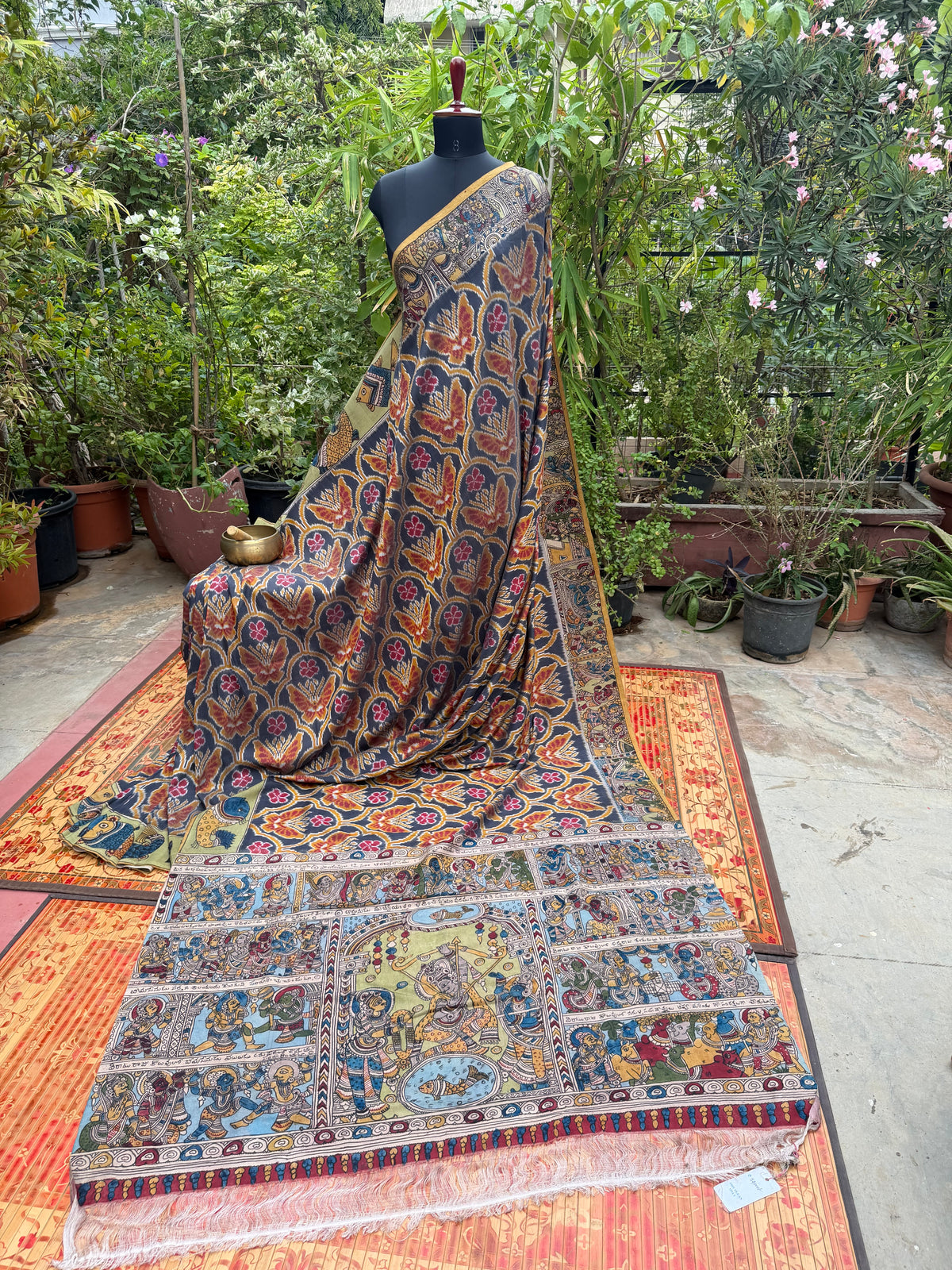 Pure Silk handwoven Ikka With Penkalamkari saree