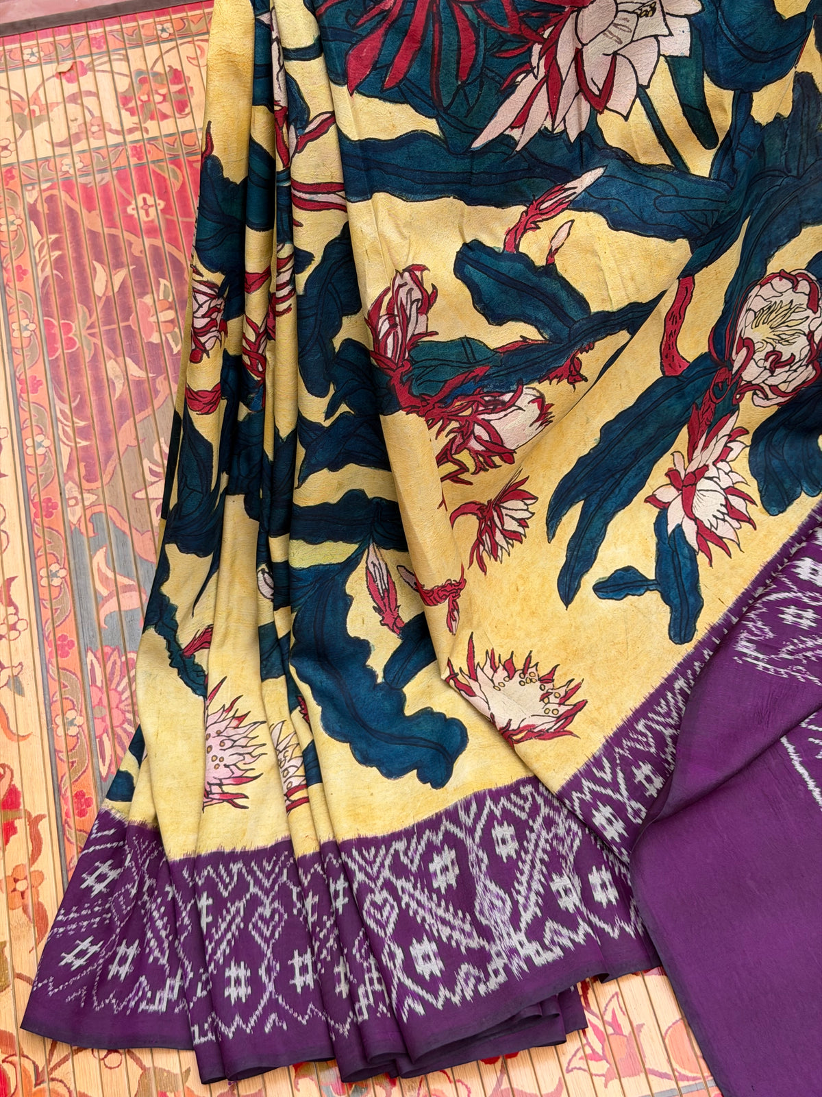 Pure Silk Handwoven Ikkat With Penkalamakri Saree