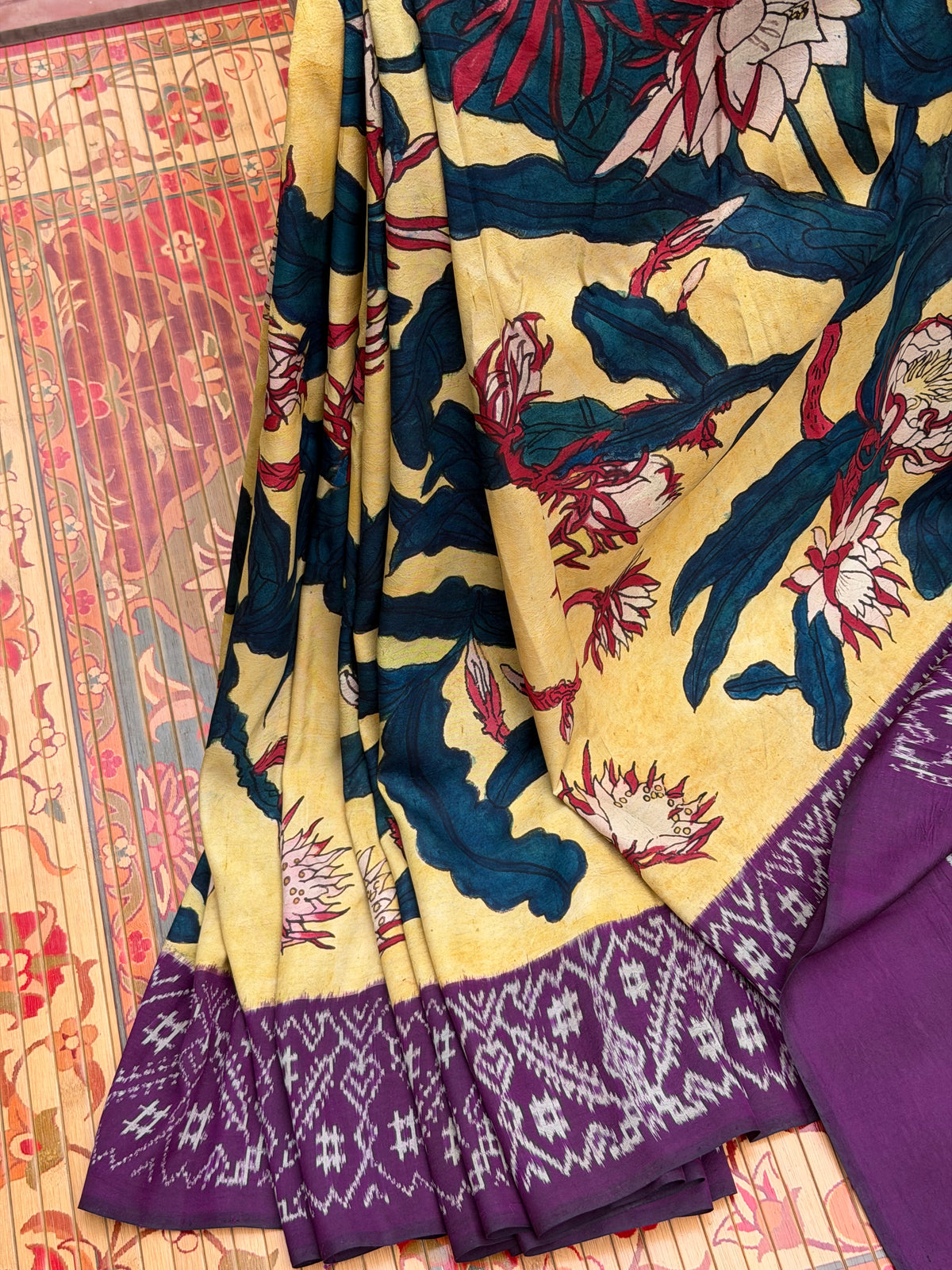 Pure Silk Handwoven Ikkat With Penkalamakri Saree