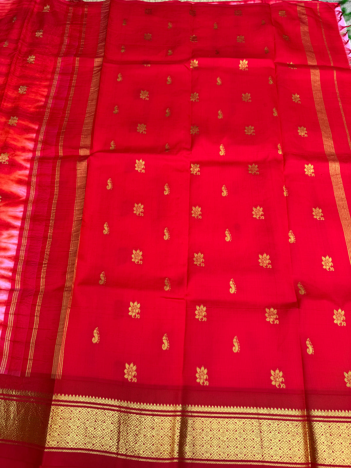 Shibori on pure silk handwoven Kanjeevaram saree