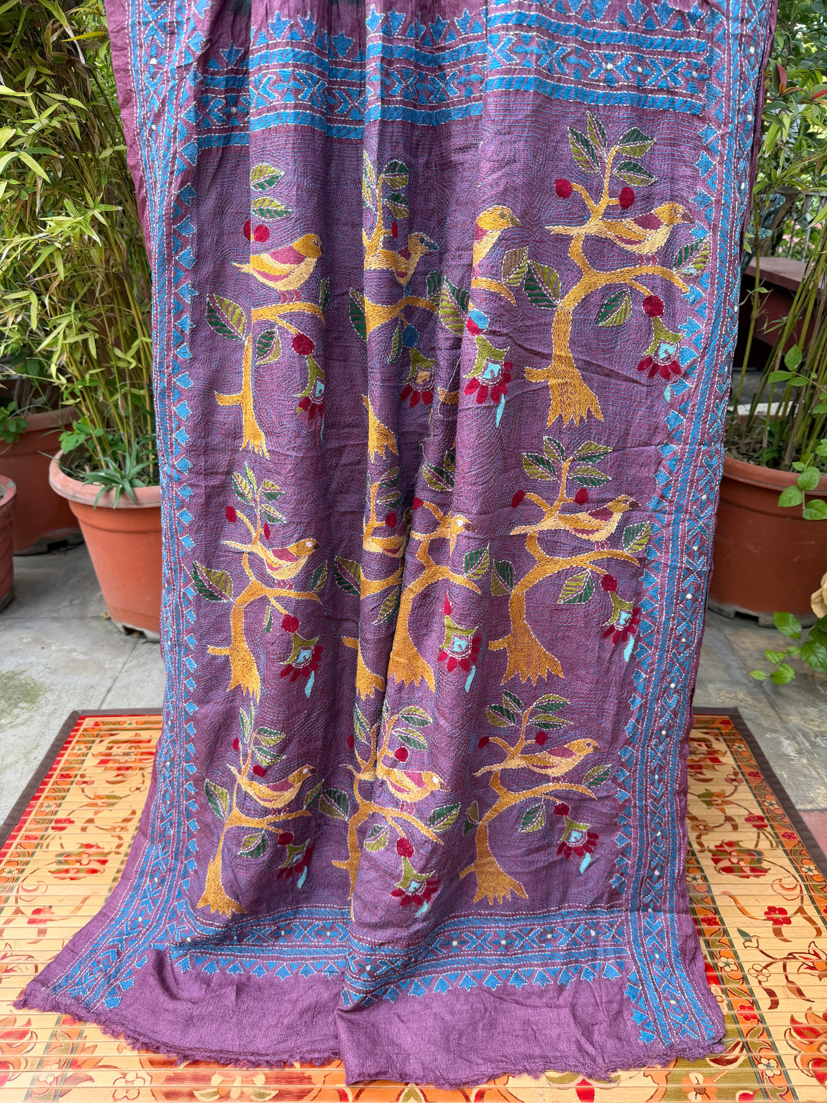 Tussar hand-knotted Bandhini with kantha embroidery
