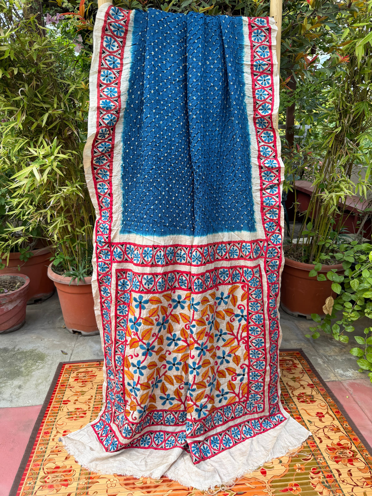 Tussar hand-knotted Bandhini with kantha embroidery