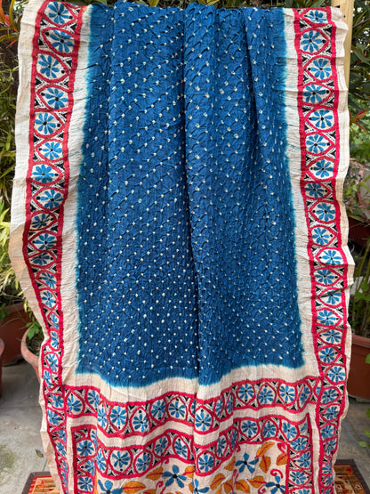 Tussar hand-knotted Bandhini with kantha embroidery