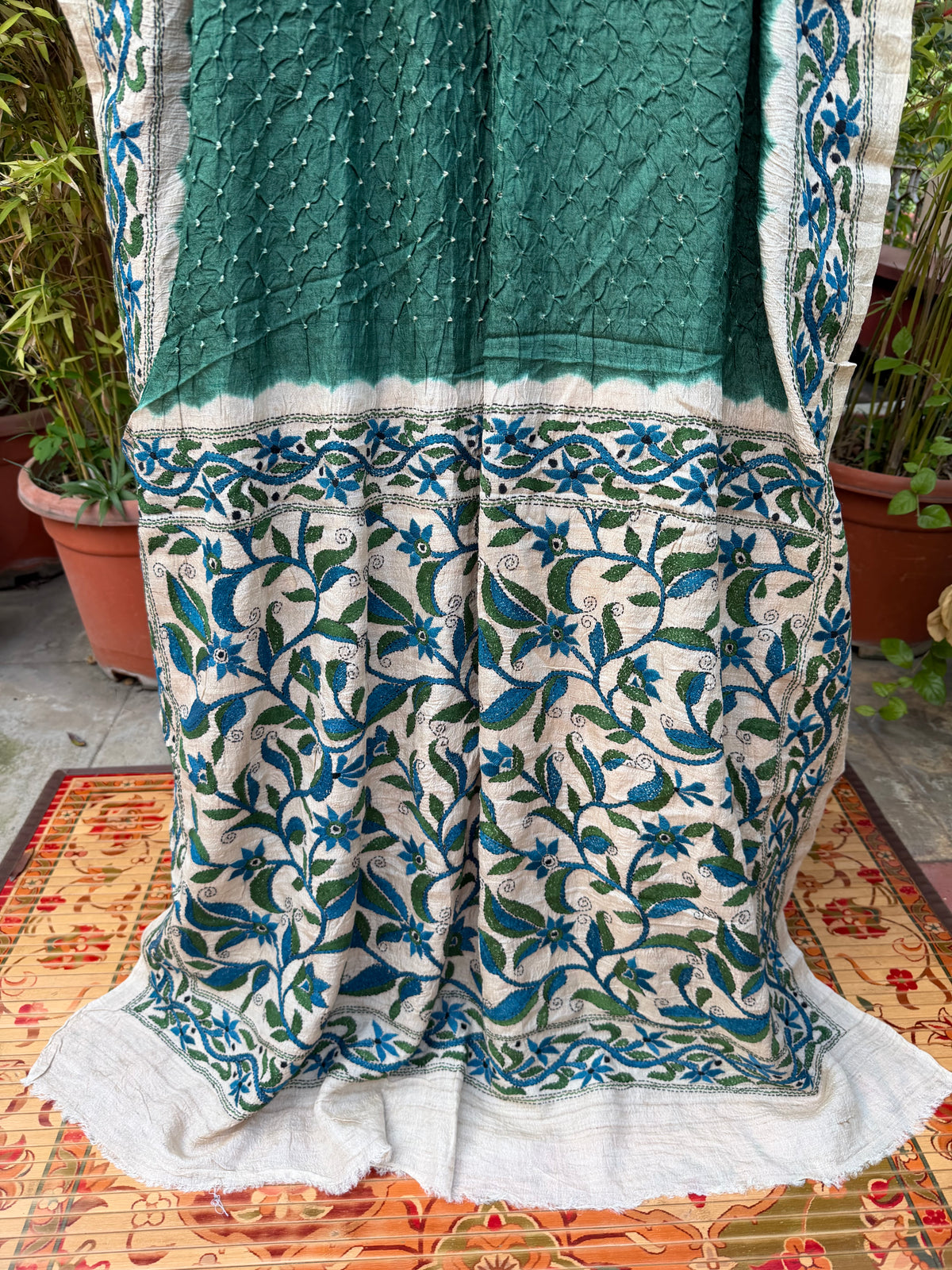 Tussar hand-knotted Bandhini with kantha embroidery