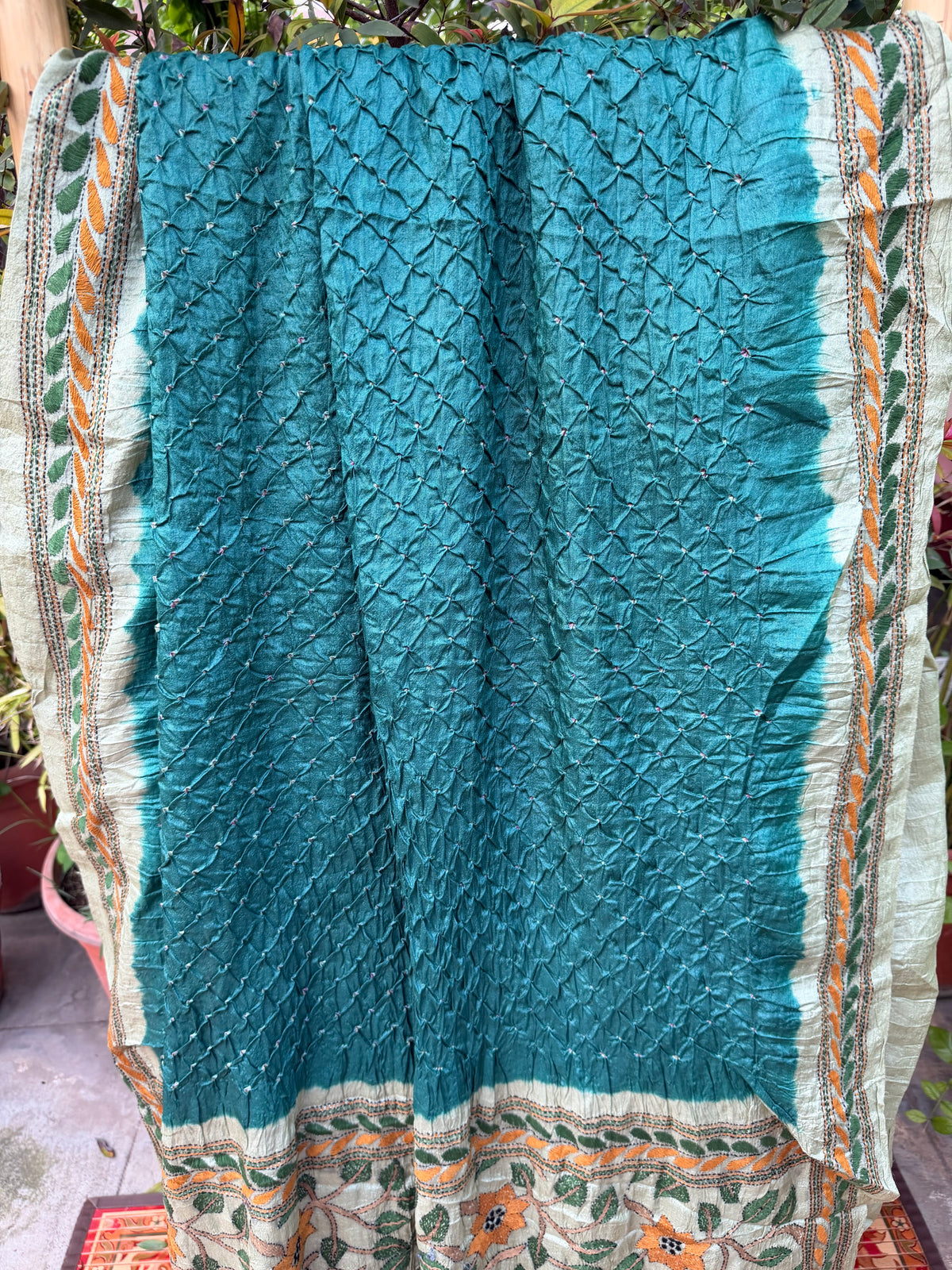 Tussar hand-knotted Bandhini with kantha embroidery