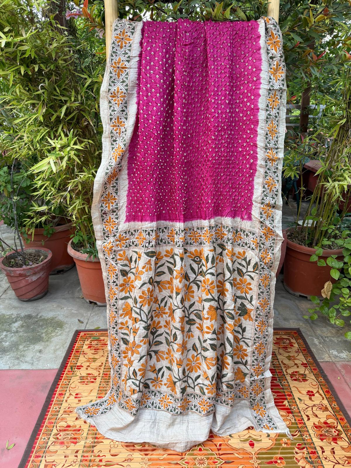 Tussar hand-knotted Bandhini with kantha embroidery