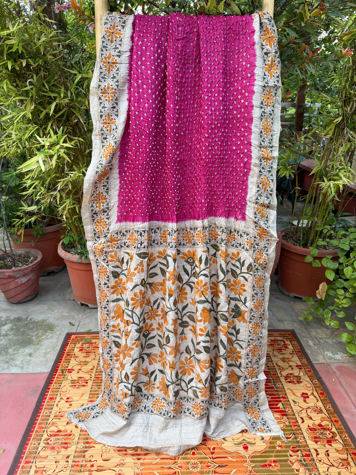 Tussar hand-knotted Bandhini with kantha embroidery