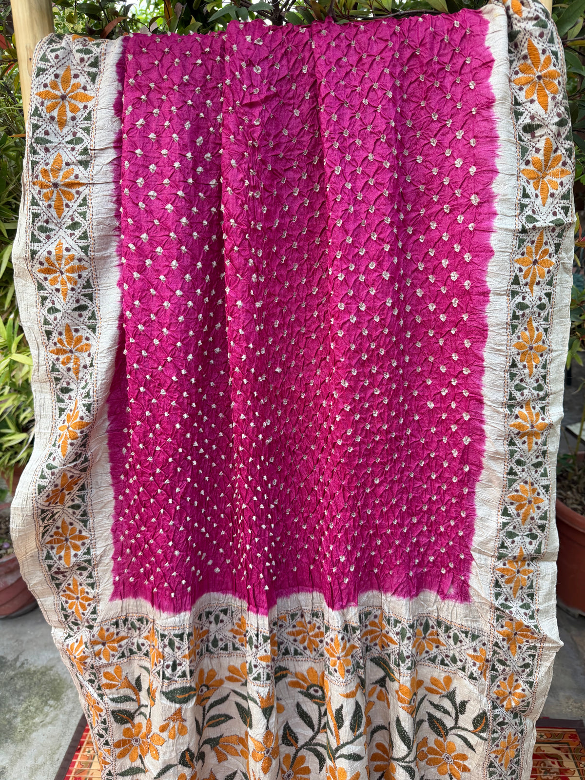 Tussar hand-knotted Bandhini with kantha embroidery