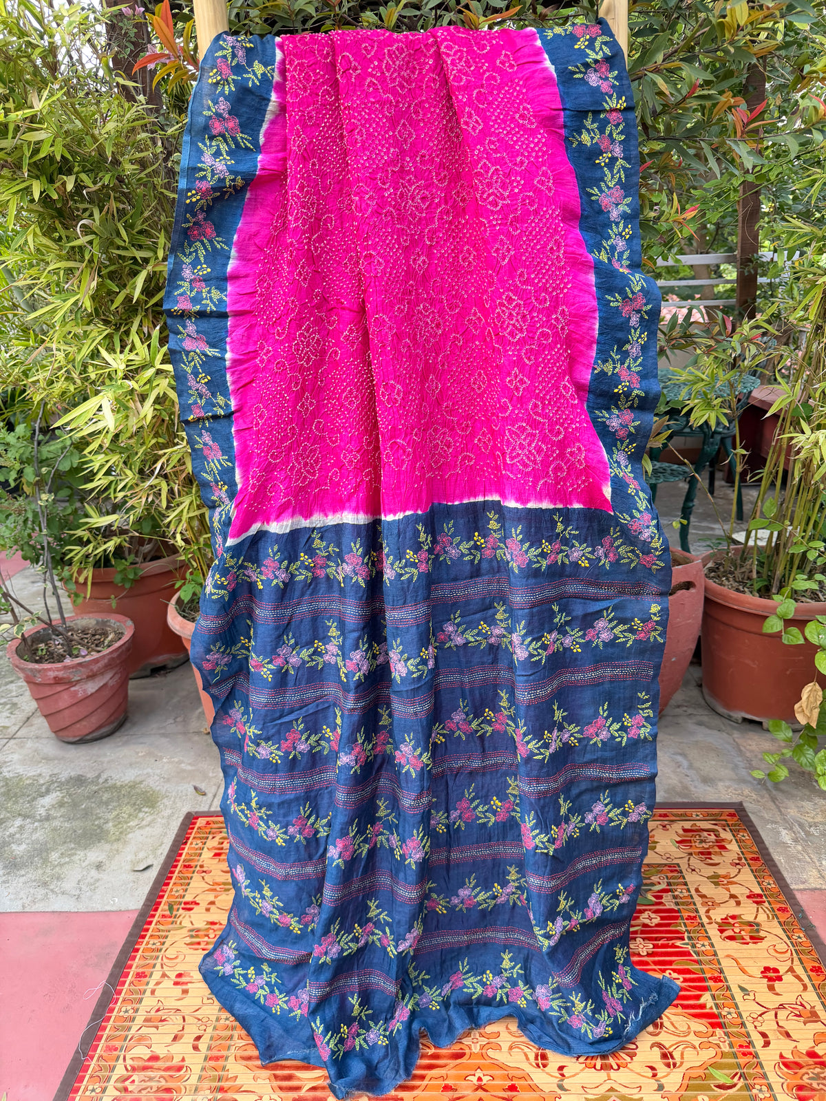 Tussar hand-knotted Bandhini with kantha embroidery