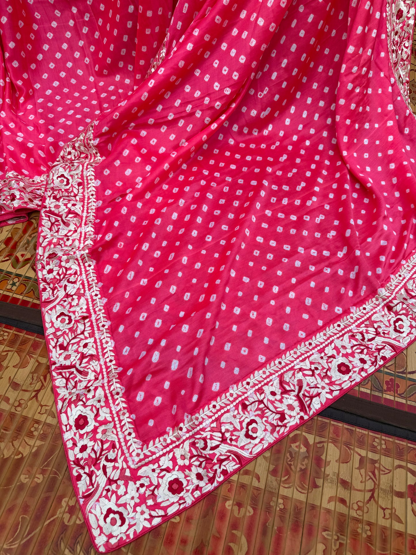 Gajji silk bandini with machine embroidery saree