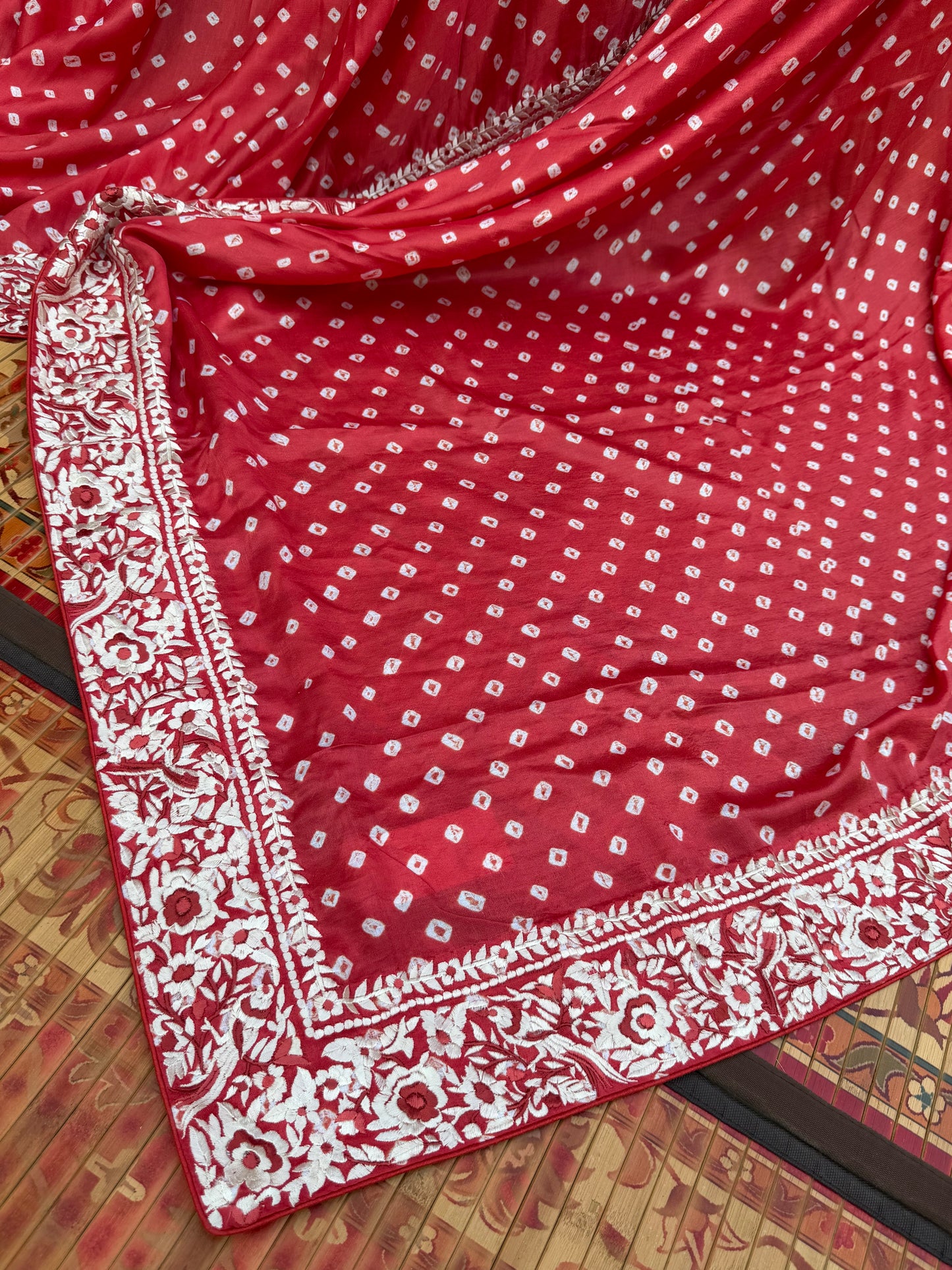 Gajji silk bandini with machine embroidery saree