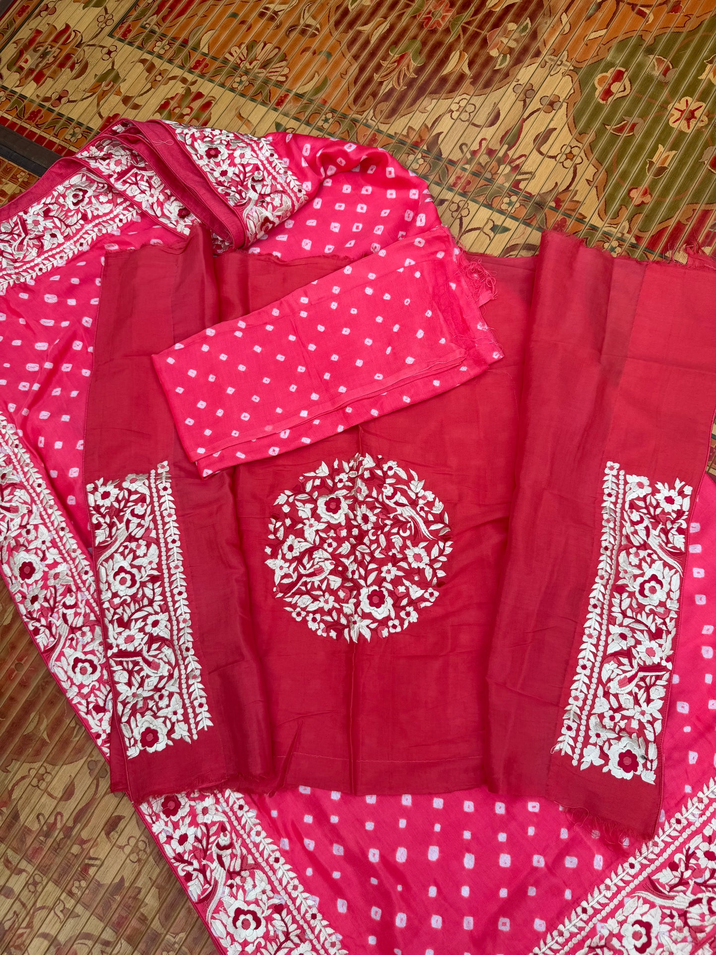 Gajji silk bandini with machine embroidery saree