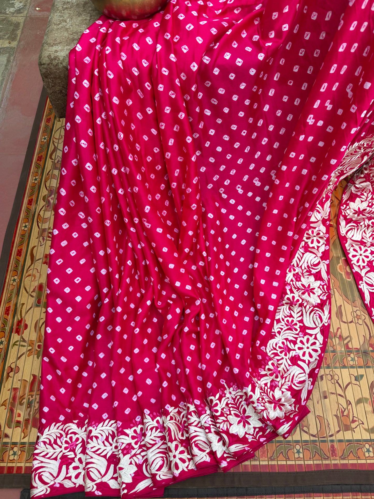 Gajji silk bandini with machine embroidery saree