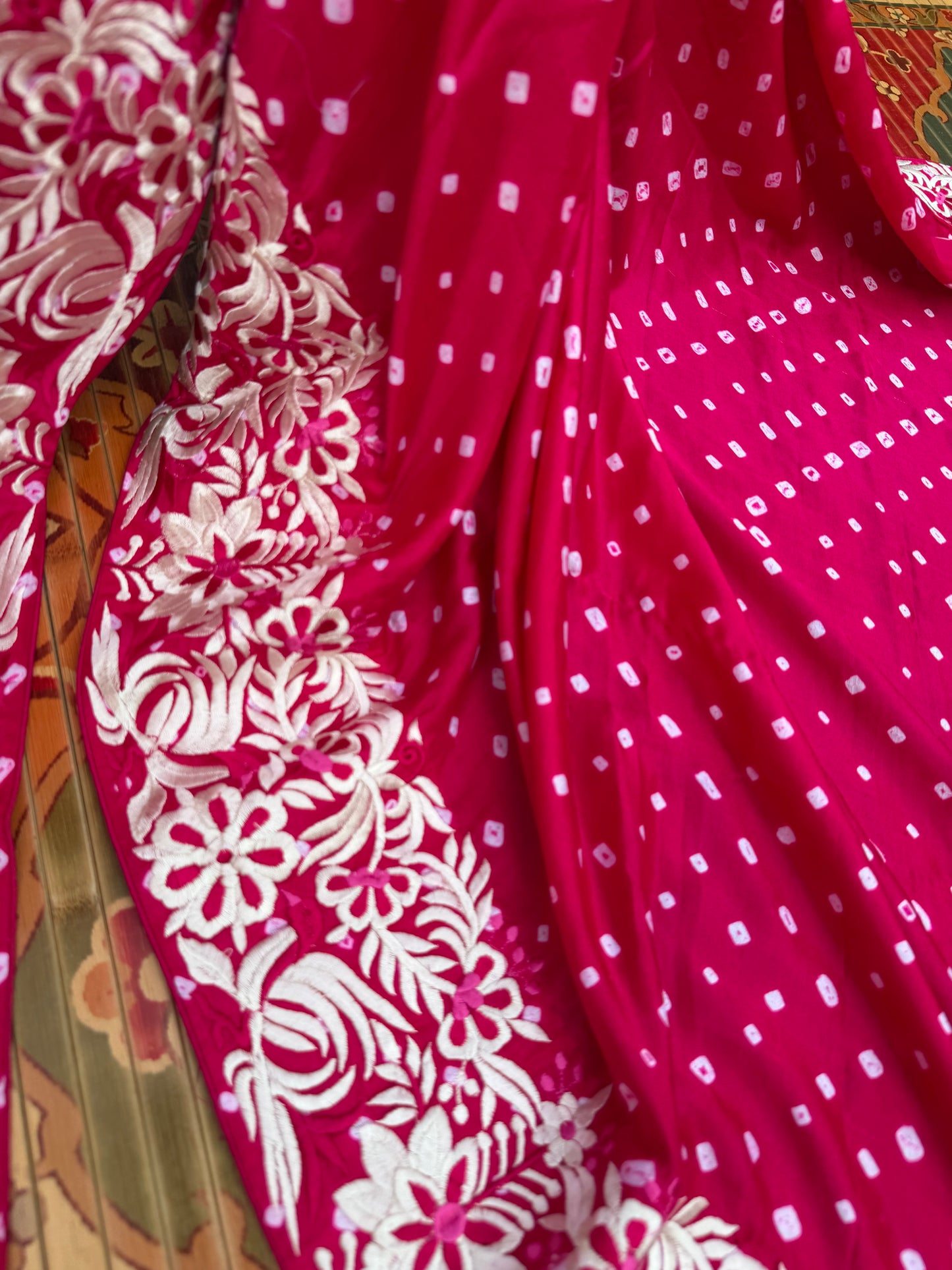 Gajji silk bandini with machine embroidery saree