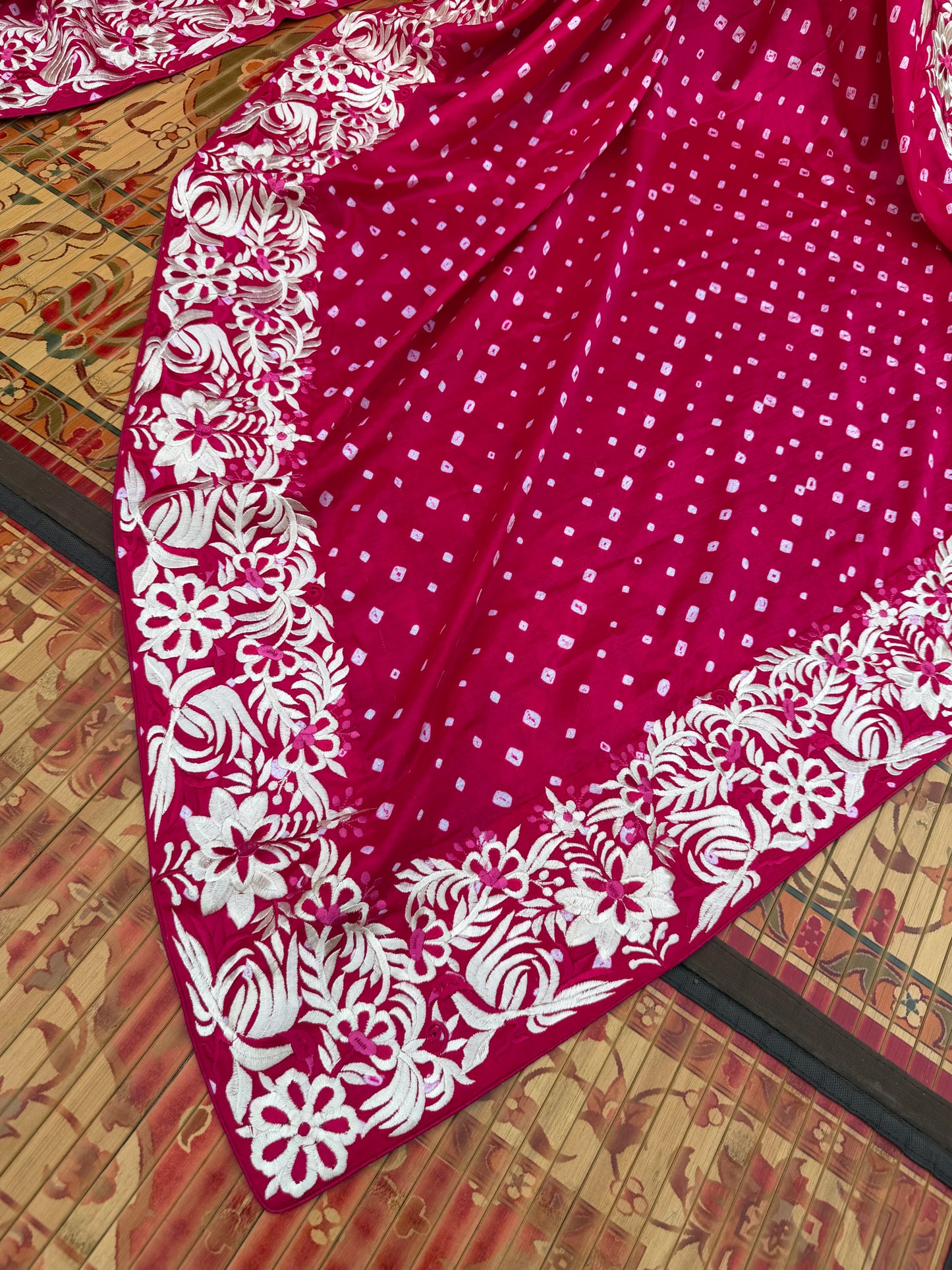 Gajji silk bandini with machine embroidery saree